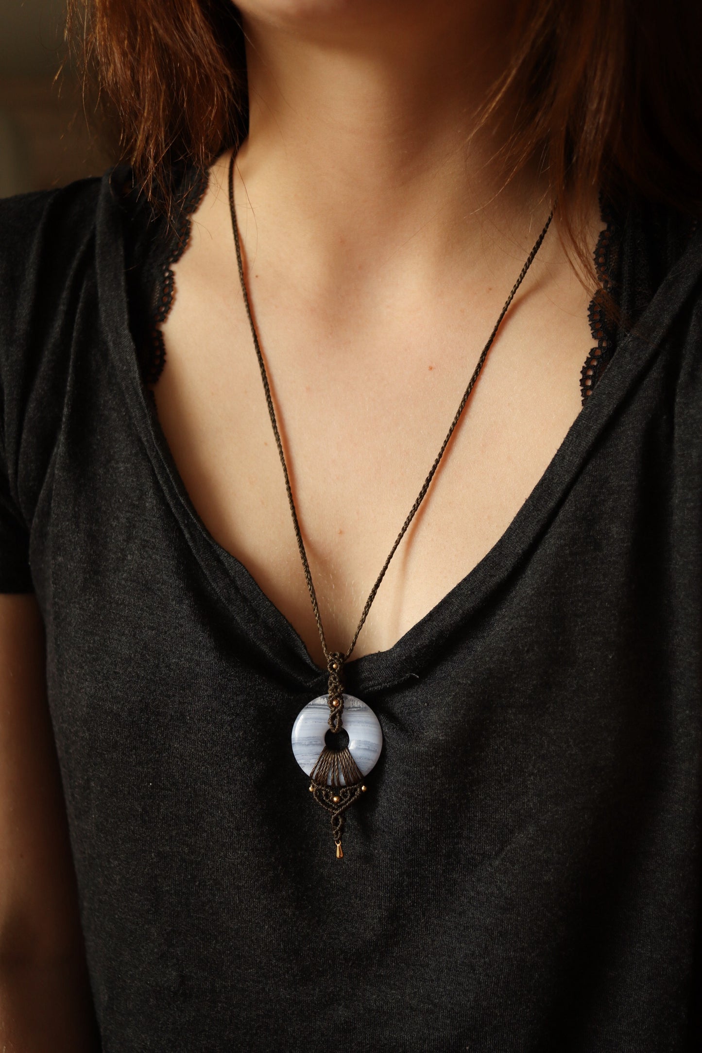 Chalcedon Donut Halskette