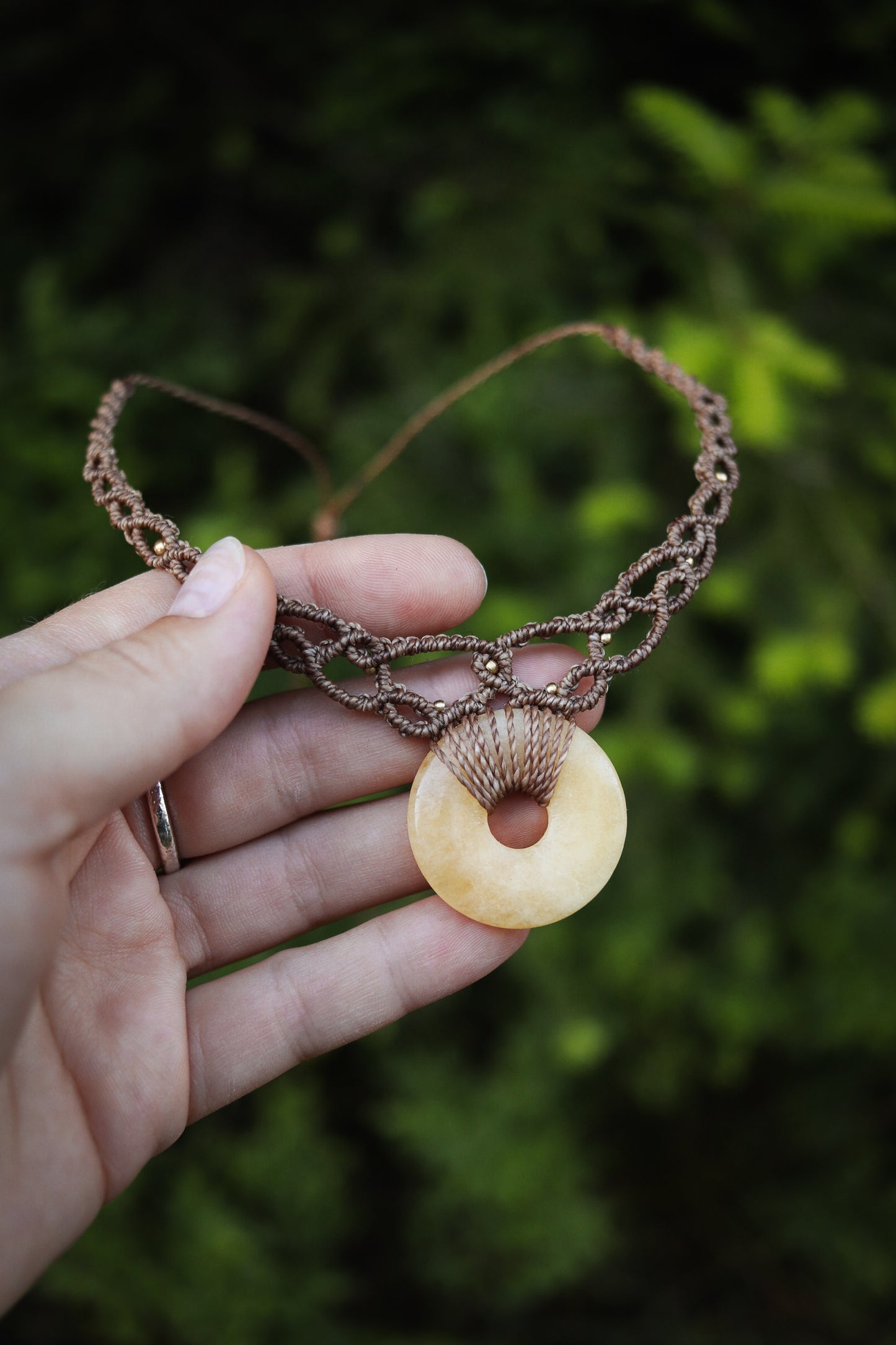 Orangencalcit Donut Choker Halskette
