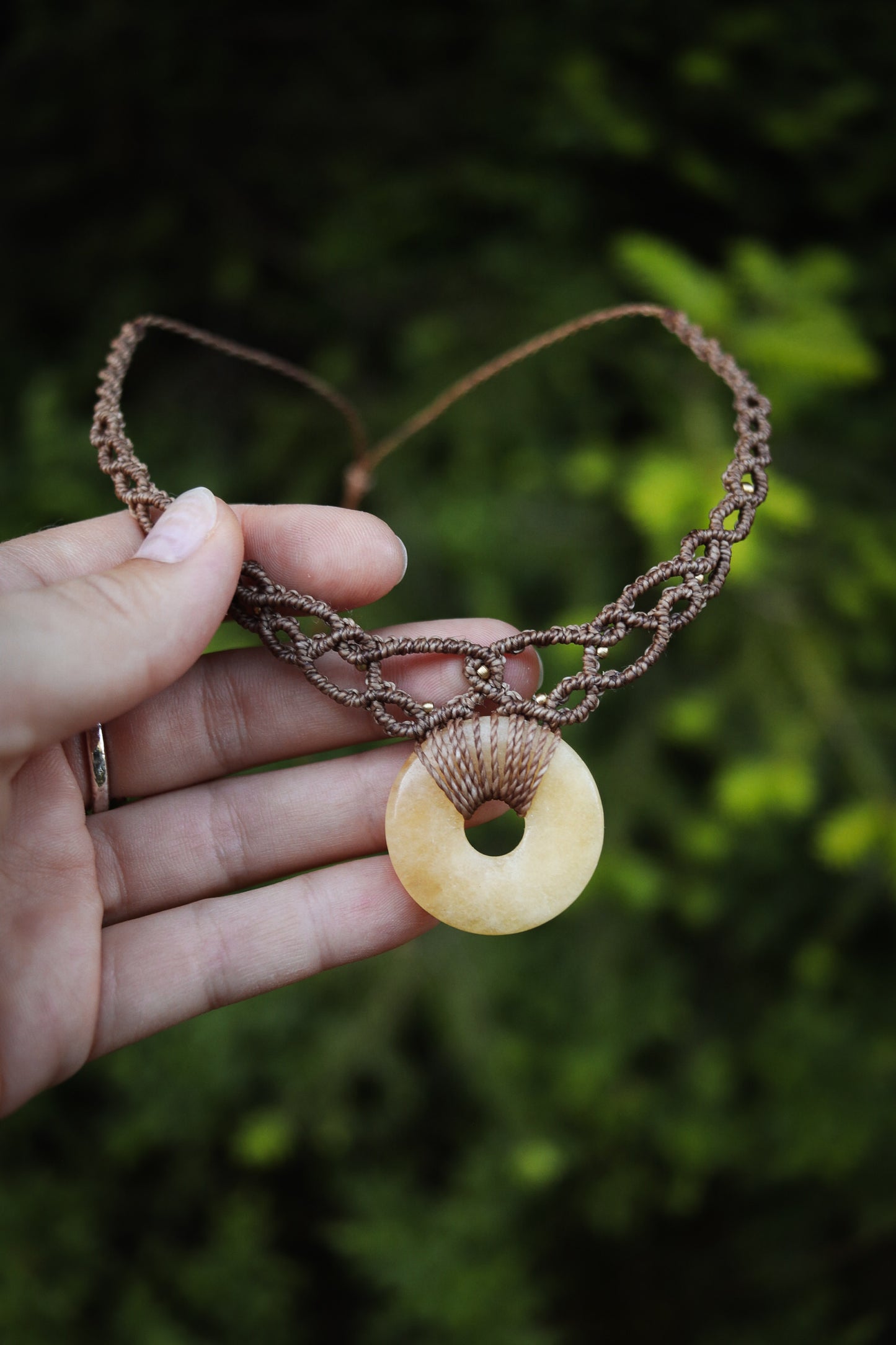 Orangencalcit Donut Choker Halskette