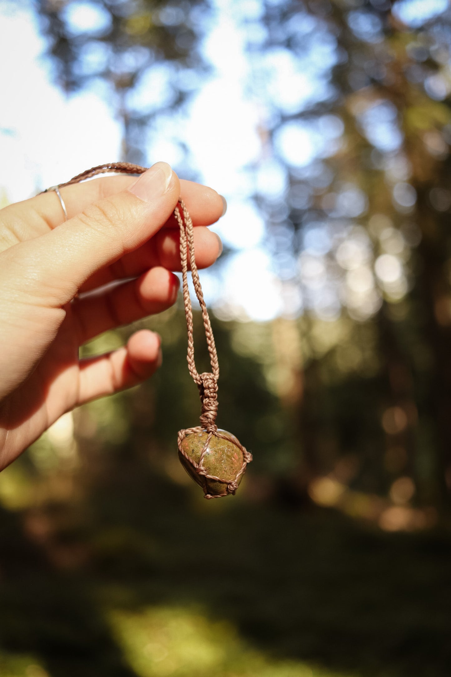 einfache Unakit Halskette