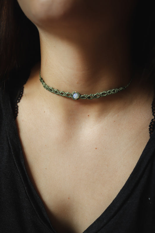 einfache Opalit Choker Halskette