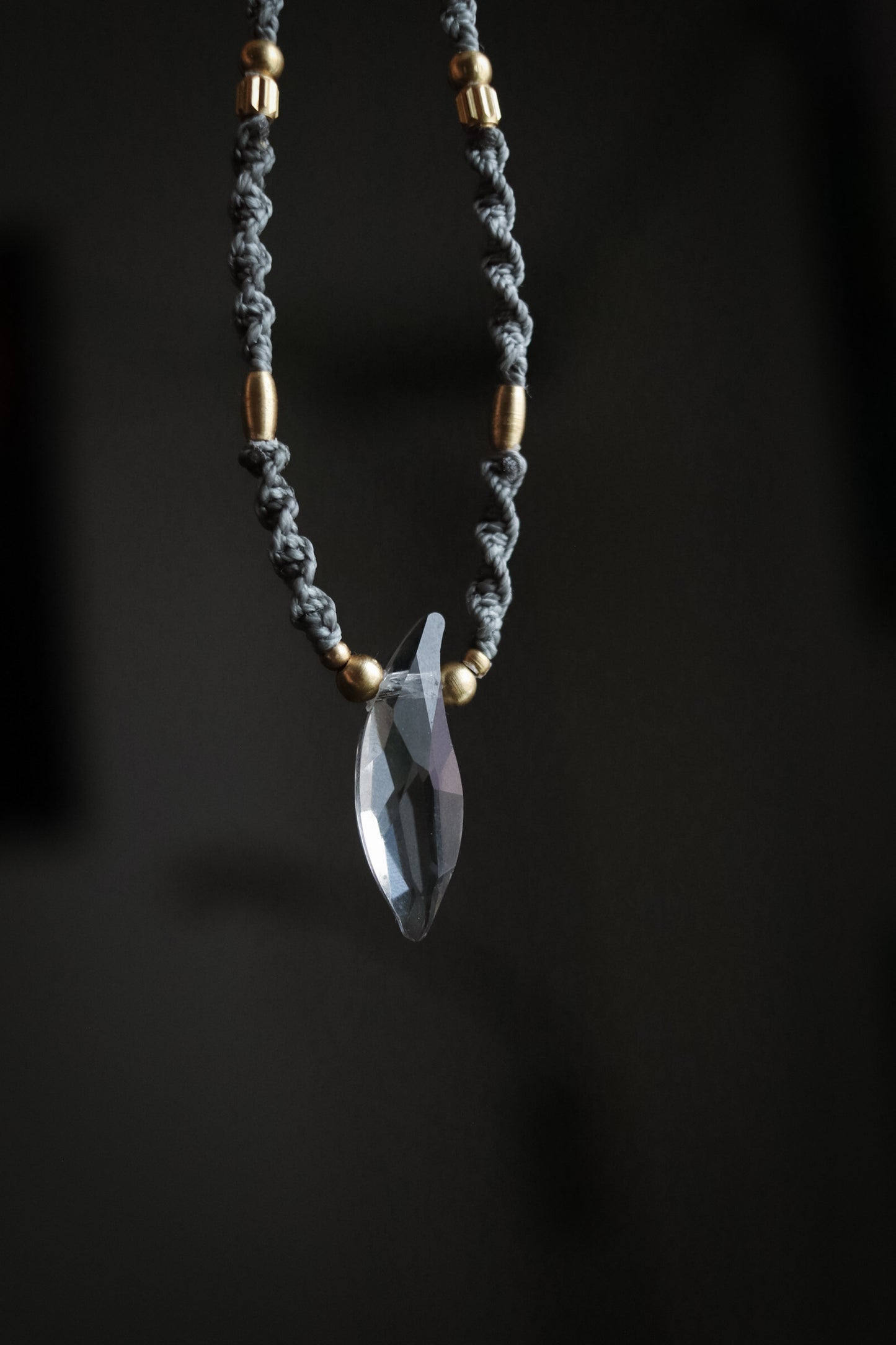 Halskette mit Swarovski Steinchen