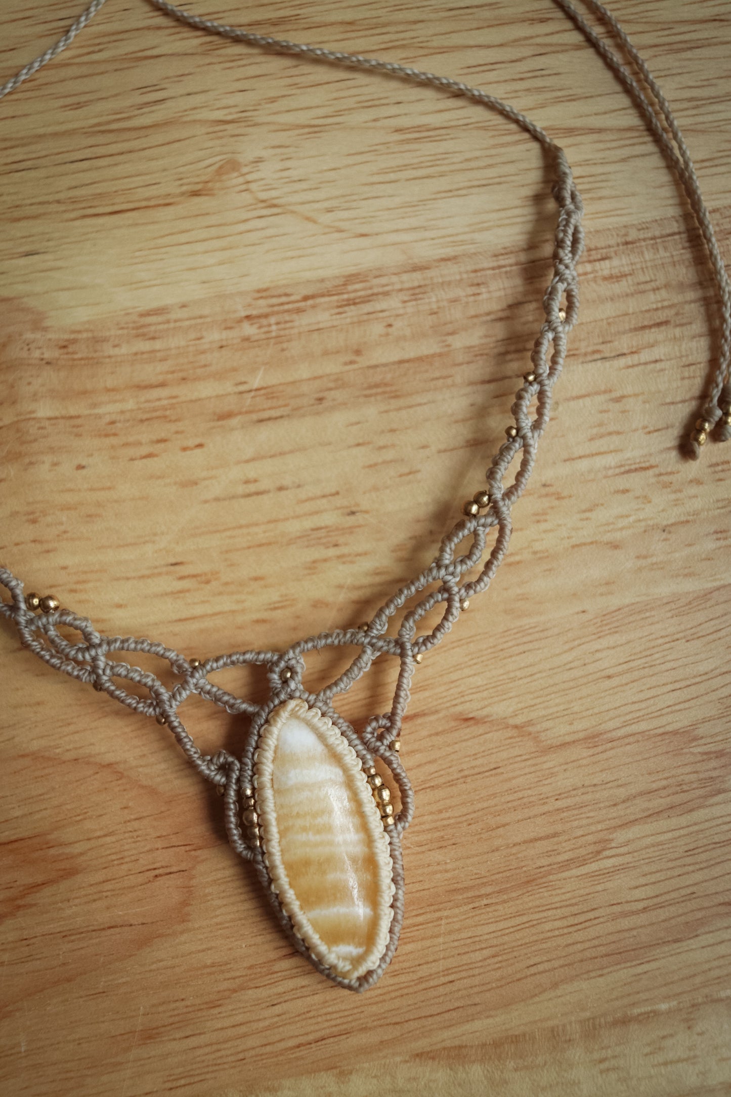 Orangencalcit Halskette